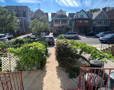 1043 East 14 Street - Photo Thumbnail 9