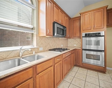 2832 Appaloosa Court - Photo Thumbnail 19