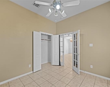 2832 Appaloosa Court - Photo Thumbnail 12