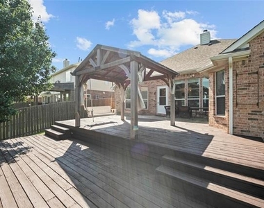 2832 Appaloosa Court - Photo Thumbnail 35