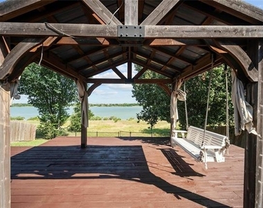 2832 Appaloosa Court - Photo Thumbnail 33