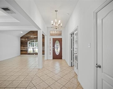 2832 Appaloosa Court - Photo Thumbnail 8