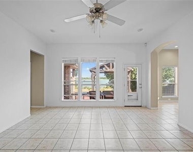 2832 Appaloosa Court - Photo Thumbnail 14