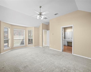 2832 Appaloosa Court - Photo Thumbnail 22