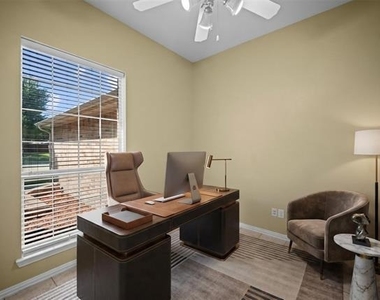 2832 Appaloosa Court - Photo Thumbnail 5