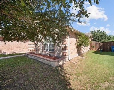 2832 Appaloosa Court - Photo Thumbnail 3