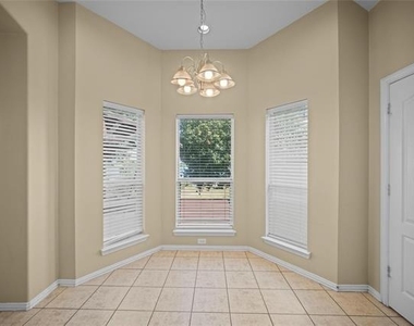 2832 Appaloosa Court - Photo Thumbnail 20