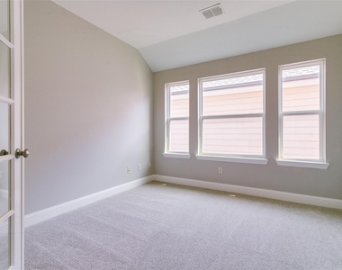 766 E Main Street - Photo Thumbnail 14