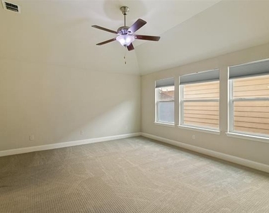 766 E Main Street - Photo Thumbnail 7