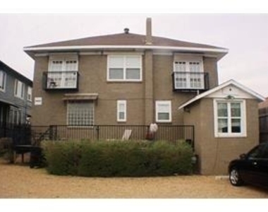 1122 N Zang Boulevard - Photo Thumbnail 5