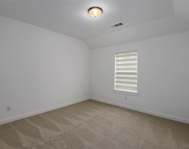 3113 Sir Judge Drive - Photo Thumbnail 24