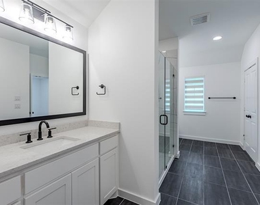 3113 Sir Judge Drive - Photo Thumbnail 21