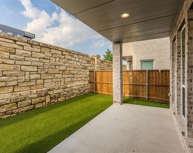 3113 Sir Judge Drive - Photo Thumbnail 30