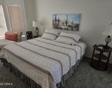 15036 W Yosemite Drive - Photo Thumbnail 8