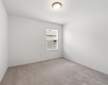 1727 Palo Blanco Drive - Photo Thumbnail 22