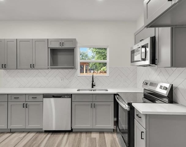 3526 Elsie Faye Heggins Street - Photo Thumbnail 8