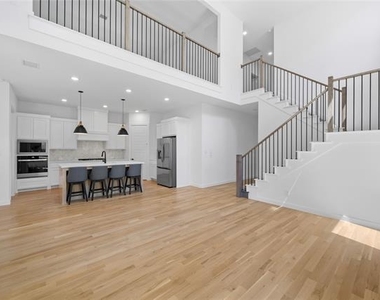 15518 Crape Myrtle Road - Photo Thumbnail 4