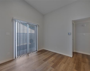 6800 Elliot Court - Photo Thumbnail 4