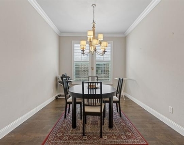 3028 Dustywood Drive - Photo Thumbnail 14