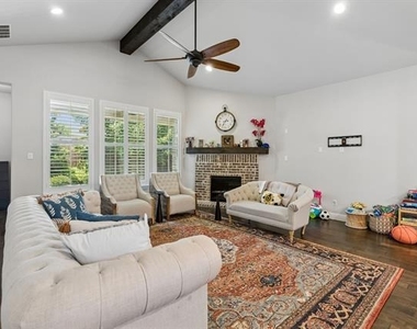 3028 Dustywood Drive - Photo Thumbnail 6