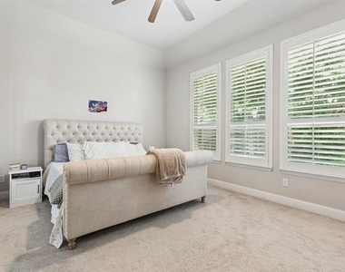 3028 Dustywood Drive - Photo Thumbnail 27