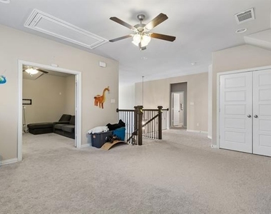3028 Dustywood Drive - Photo Thumbnail 35