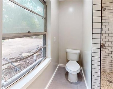4320 Live Oak Drive - Photo Thumbnail 18