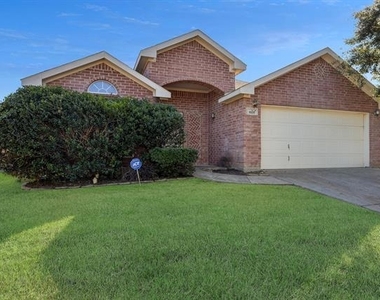 605 Clearbrook Street - Photo Thumbnail 32