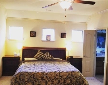 1551 Barksdale Drive - Photo Thumbnail 8