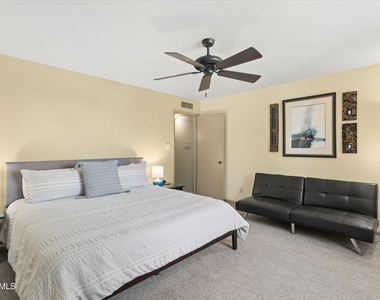 6922 E Exeter Boulevard - Photo Thumbnail 36
