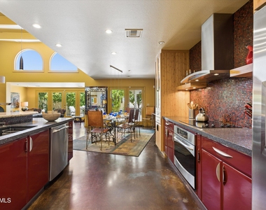 6922 E Exeter Boulevard - Photo Thumbnail 22