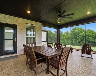 1921 Ordonez Drive - Photo Thumbnail 33