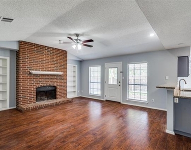 6801 Vero Drive - Photo Thumbnail 7