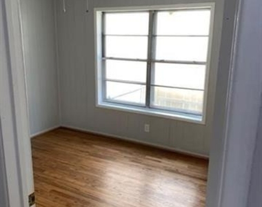 612 E Orange Street - Photo Thumbnail 3