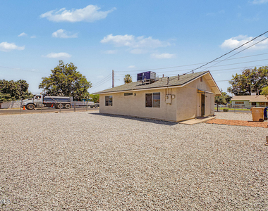 5938 W Ocotillo Road - Photo Thumbnail 16