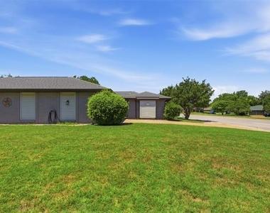 4351 Altamesa Boulevard - Photo Thumbnail 2