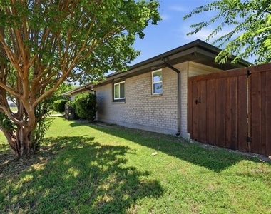 4351 Altamesa Boulevard - Photo Thumbnail 29