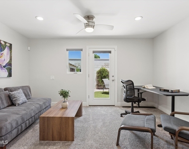 6942 E Exeter Boulevard - Photo Thumbnail 31