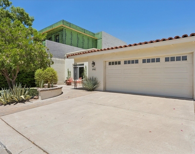 6942 E Exeter Boulevard - Photo Thumbnail 7