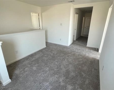 10320 Holycross Lane - Photo Thumbnail 5