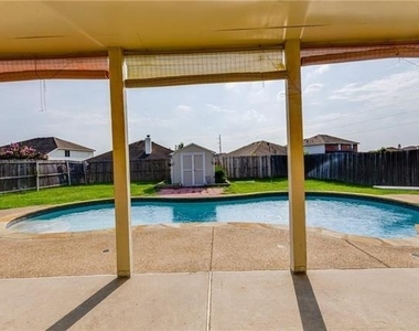 413 Ashland Drive - Photo Thumbnail 20