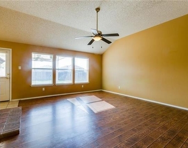413 Ashland Drive - Photo Thumbnail 9