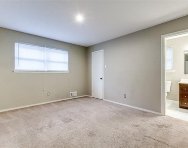 7739 La Manga Drive - Photo Thumbnail 17