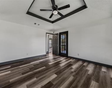 116 Princeton Circle - Photo Thumbnail 7