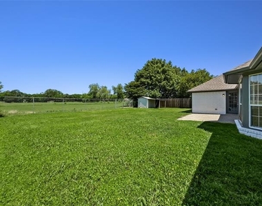 116 Princeton Circle - Photo Thumbnail 22