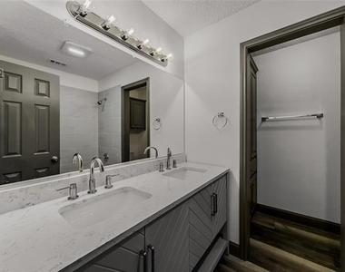 116 Princeton Circle - Photo Thumbnail 16