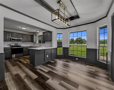 116 Princeton Circle - Photo Thumbnail 8