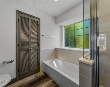 116 Princeton Circle - Photo Thumbnail 11