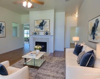 3904 Valez Drive - Photo Thumbnail 8