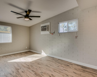 1008 S Mariana Street - Photo Thumbnail 11